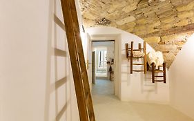 Crobi Museum And Suites
